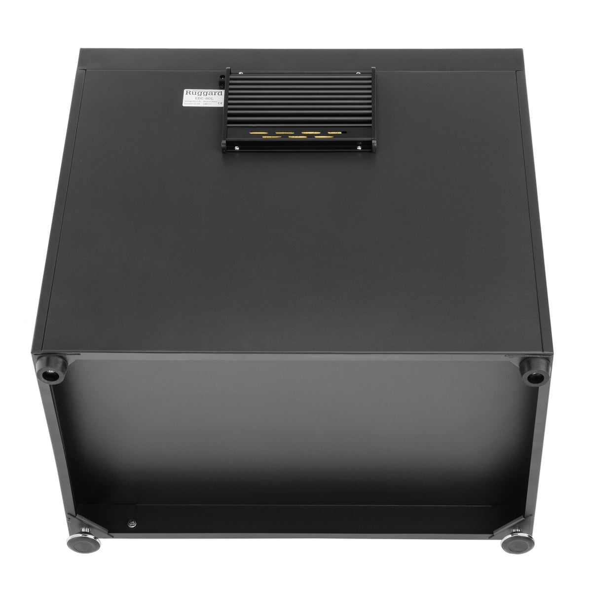 Ruggard EDC-80L locked door with two keys secures stored equipment