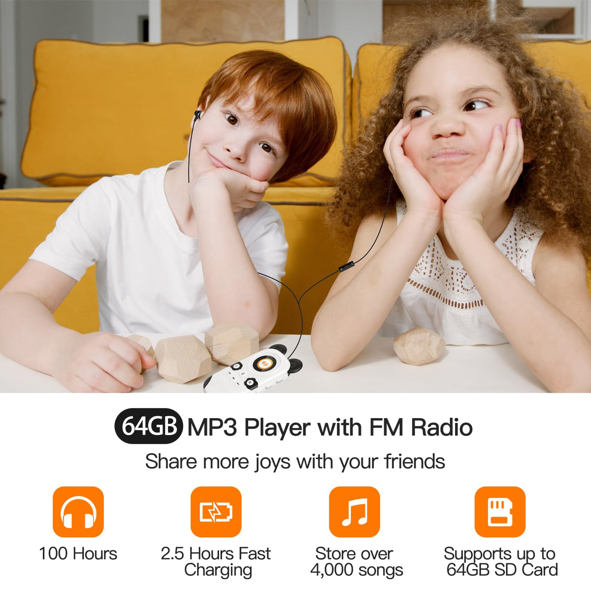 RUIZU panda connected to headphones via Bluetooth for wireless listening