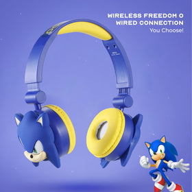 Sakar Sonic wired connection in use showing compatibility and uninterrupted listening