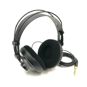 SAMSON SR850G next to an audio interface to show scale and connection compatibility benefit
