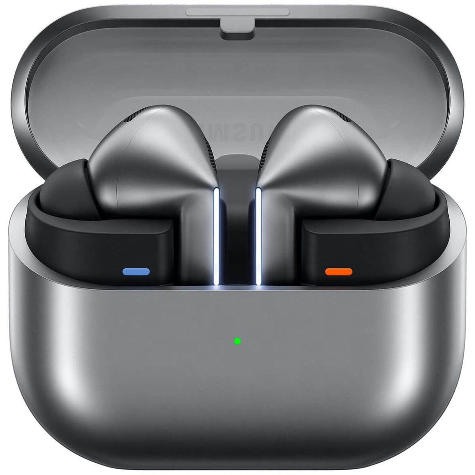 Samsung Galaxy Buds3 Pro with Blade Light design for a sleek look and immersive sound on the go