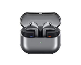 Samsung Galaxy Buds3 real-time translation powered by Galaxy AI on compatible devices.