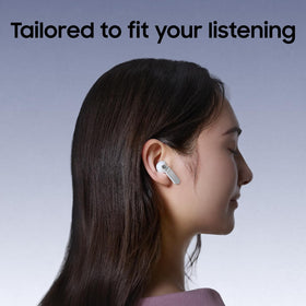 Samsung Galaxy Buds4 IP54 resistance shown for dust and splash protection