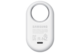 Samsung Galaxy SmartTag2 on a pet collar for quick location