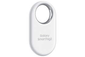 Samsung Galaxy SmartTag2 in a protective case with carabiner