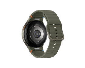 Samsung Galaxy Watch7 uses dual-frequency GPS during outdoor activity.