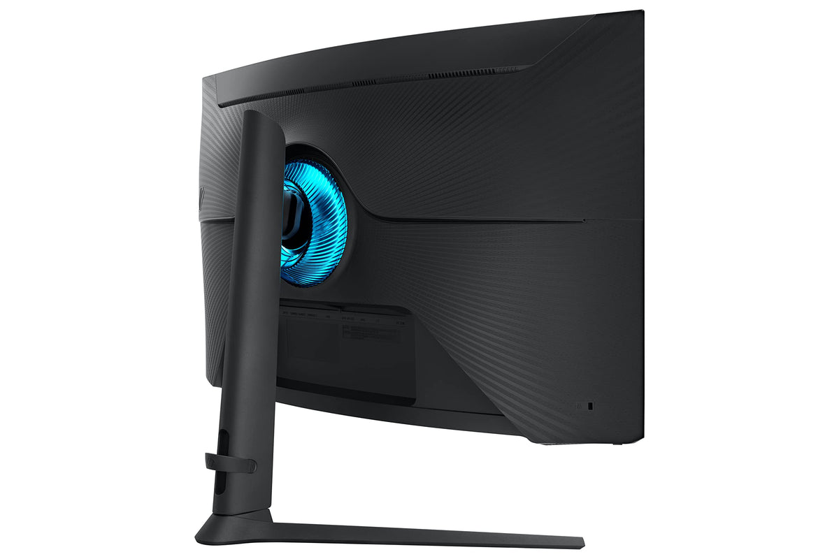 Samsung Odyssey Neo G7 matte anti-glare panel minimizes reflections.