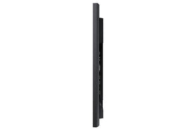 Intelligent UHD upscaling enhances standard content on the QM55R