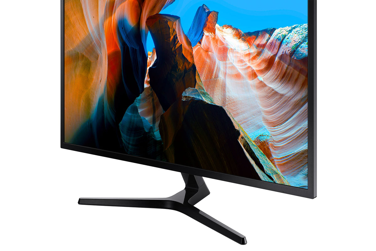 Samsung UJ59 Game Mode sharpens contrast for better dark-area visibility in gaming.