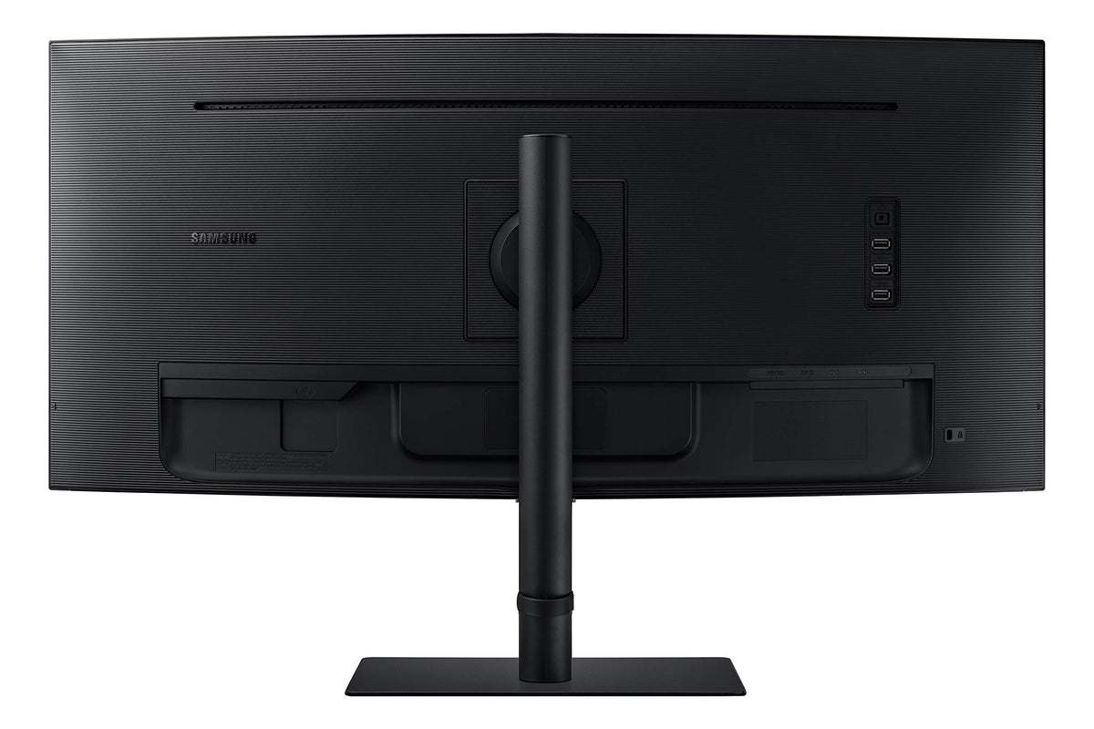 Samsung Viewfinity S65UA 100 Hz refresh with FreeSync for smooth motion