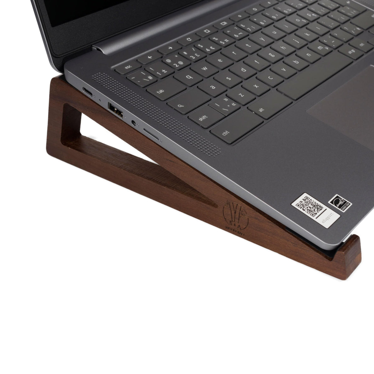 S&A Woodcraft stand with carry pouch ready for travel and on-the-go setups.