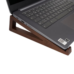 S&A Woodcraft stand with carry pouch ready for travel and on-the-go setups.