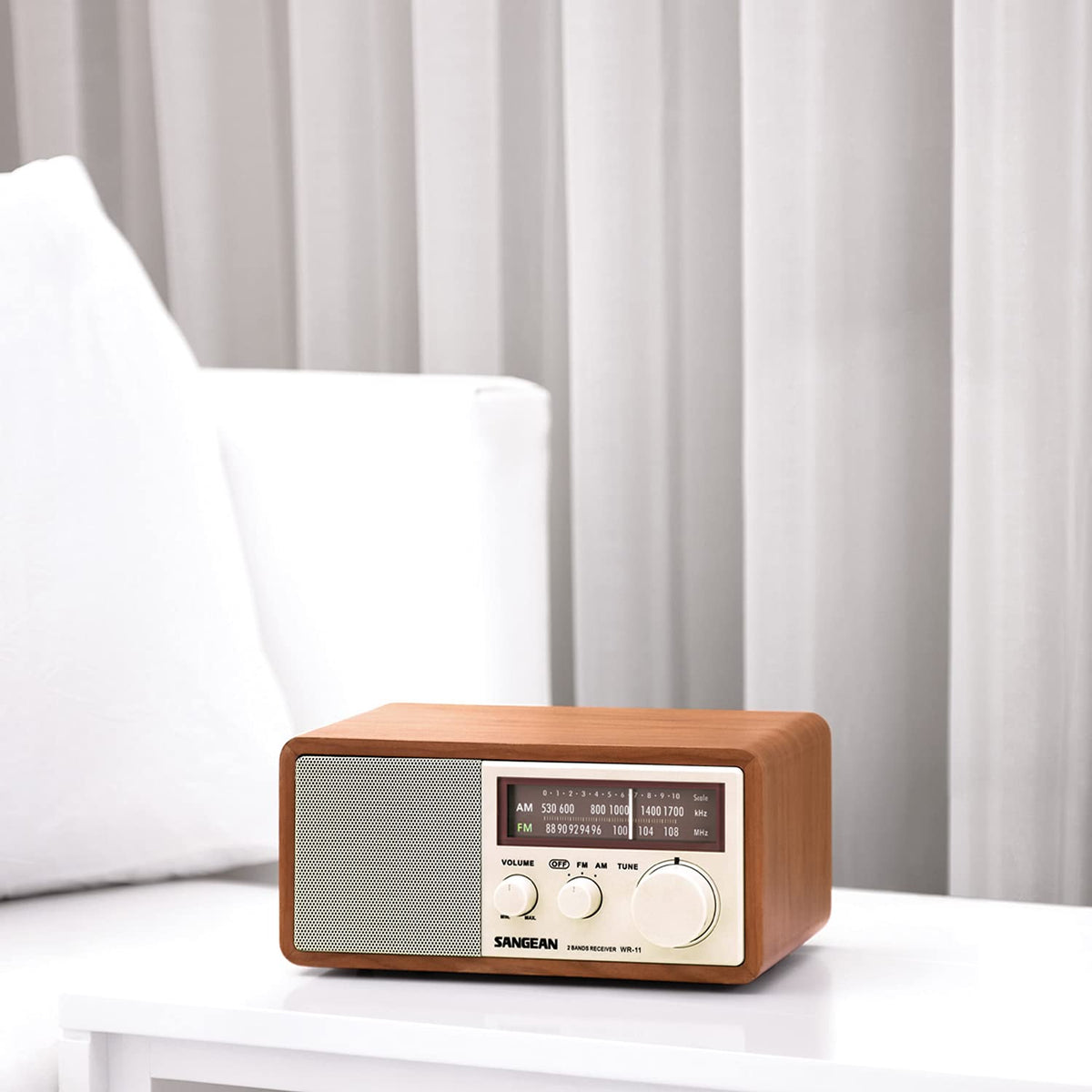 Sangean WR-11 AUX-In panel with ports for MP3 players and phones