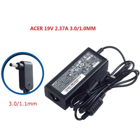 SANISI Aspire One Cloudbook 1-131 adapter beside a charger