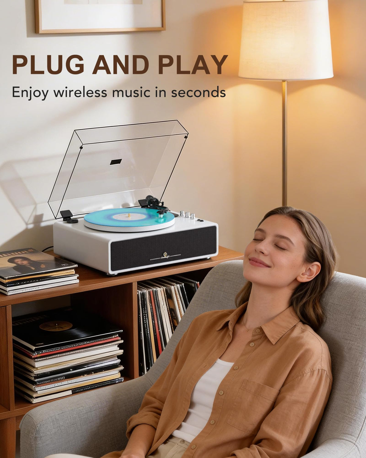 Seasonlife record player offers RCA out and AUX in for external speakers