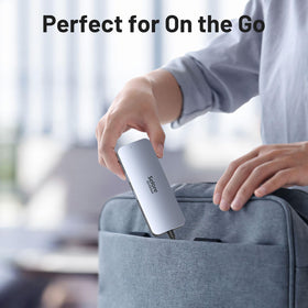 Selore&S-Global dock in a home office desk lifestyle scene showing workflow benefit
