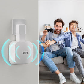SENLEG eero Pro 6e wall mounted at outlet for tidy, stable Wi-Fi.