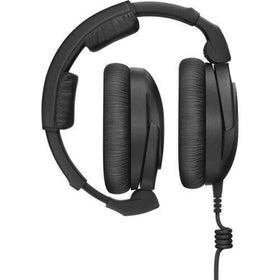 HD 300 Pro closed earcups provide strong ambient noise attenuation