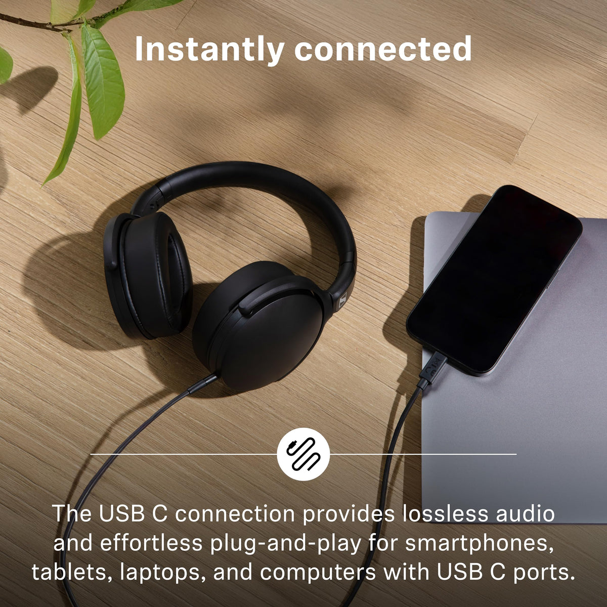 Sennheiser HD 400U closed-back design reduces ambient noise.
