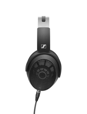 Sennheiser HD 490 PRO uncolored frequency response supports honest monitoring.