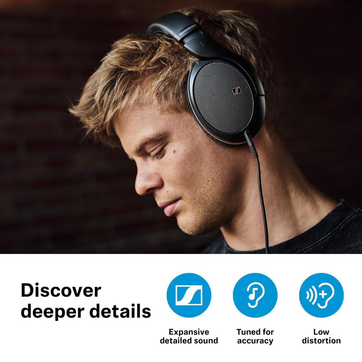 Metal mesh frame on HD 550 open-back for durable build.