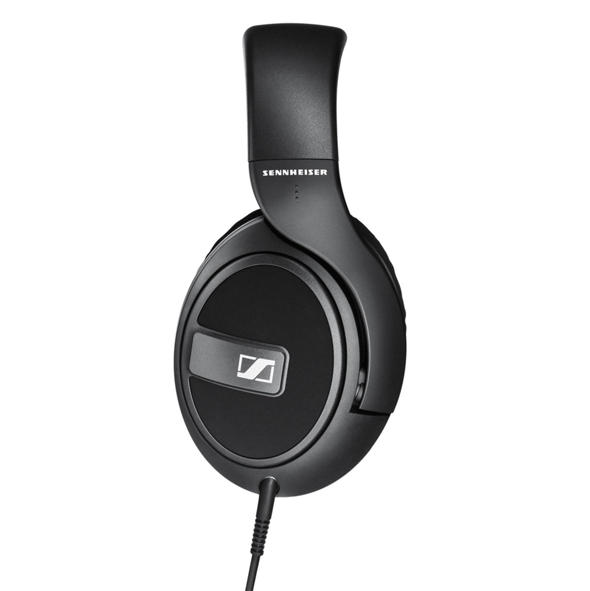 Sennheiser HD 569 detachable cables provide flexible wired connectivity.