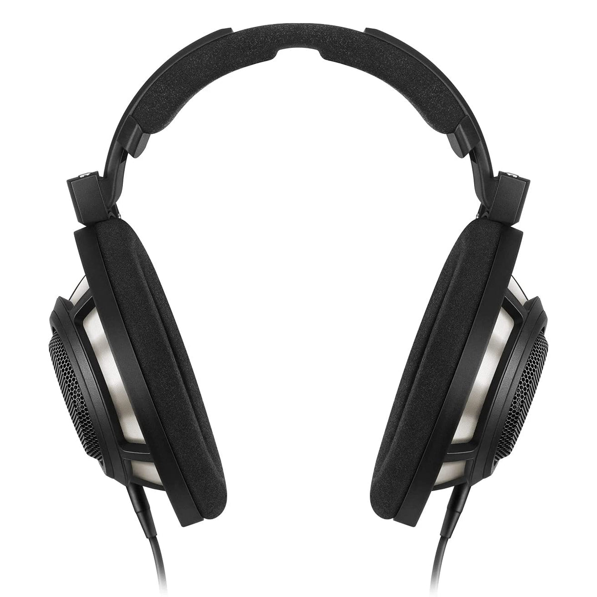 Sennheiser HD 800 S balanced cable included for versatile setups