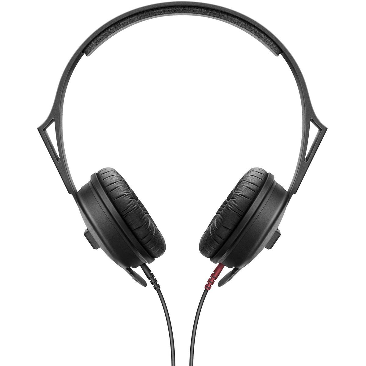 Sennheiser HD 25 LIGHT straight 1.5m cable enables easy movement on stage.