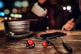 Sennheiser IE 100 PRO wireless in-ear with dynamic driver for high-resolution sound.