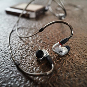 Sennheiser IE 900 showcases X3R technology for rich, dynamic sound.