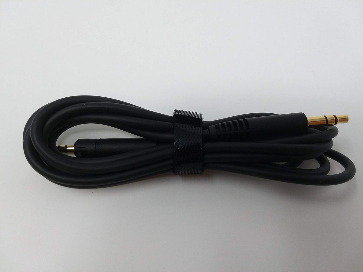 Sennheiser short cable with 2.5mm and 3.5mm plugs for versatile compatibility.