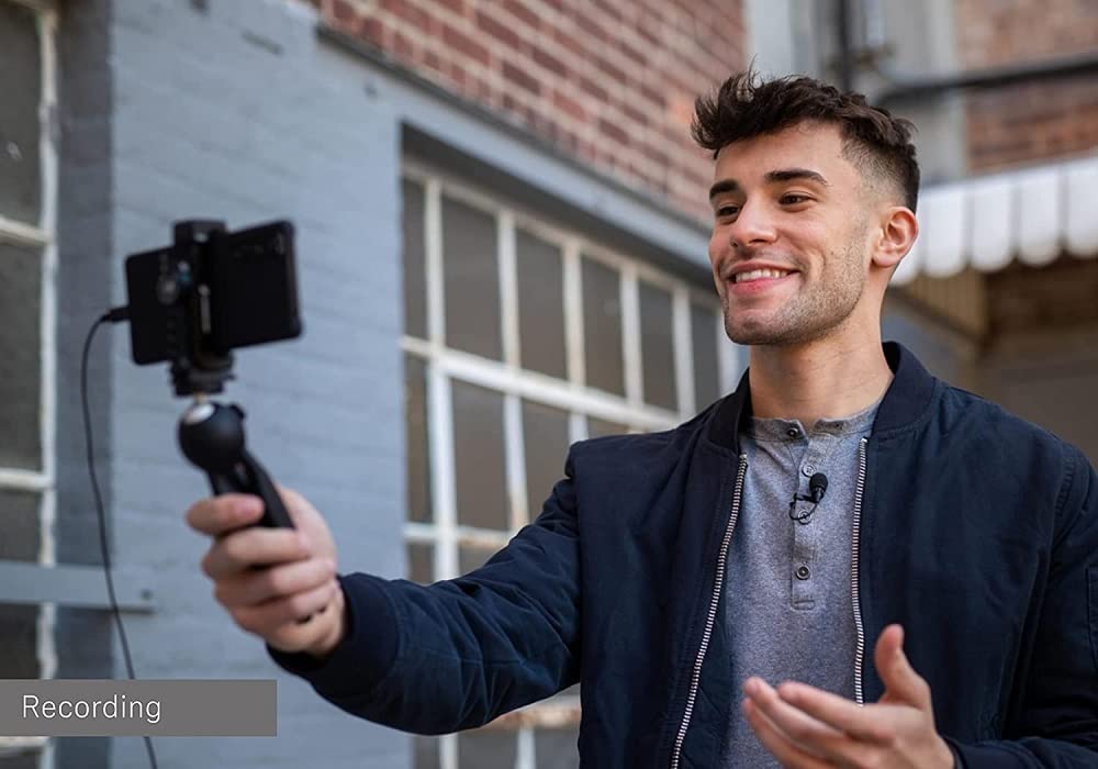 Sennheiser XS Lav USB-C includes a 2 m cable for flexible placement.