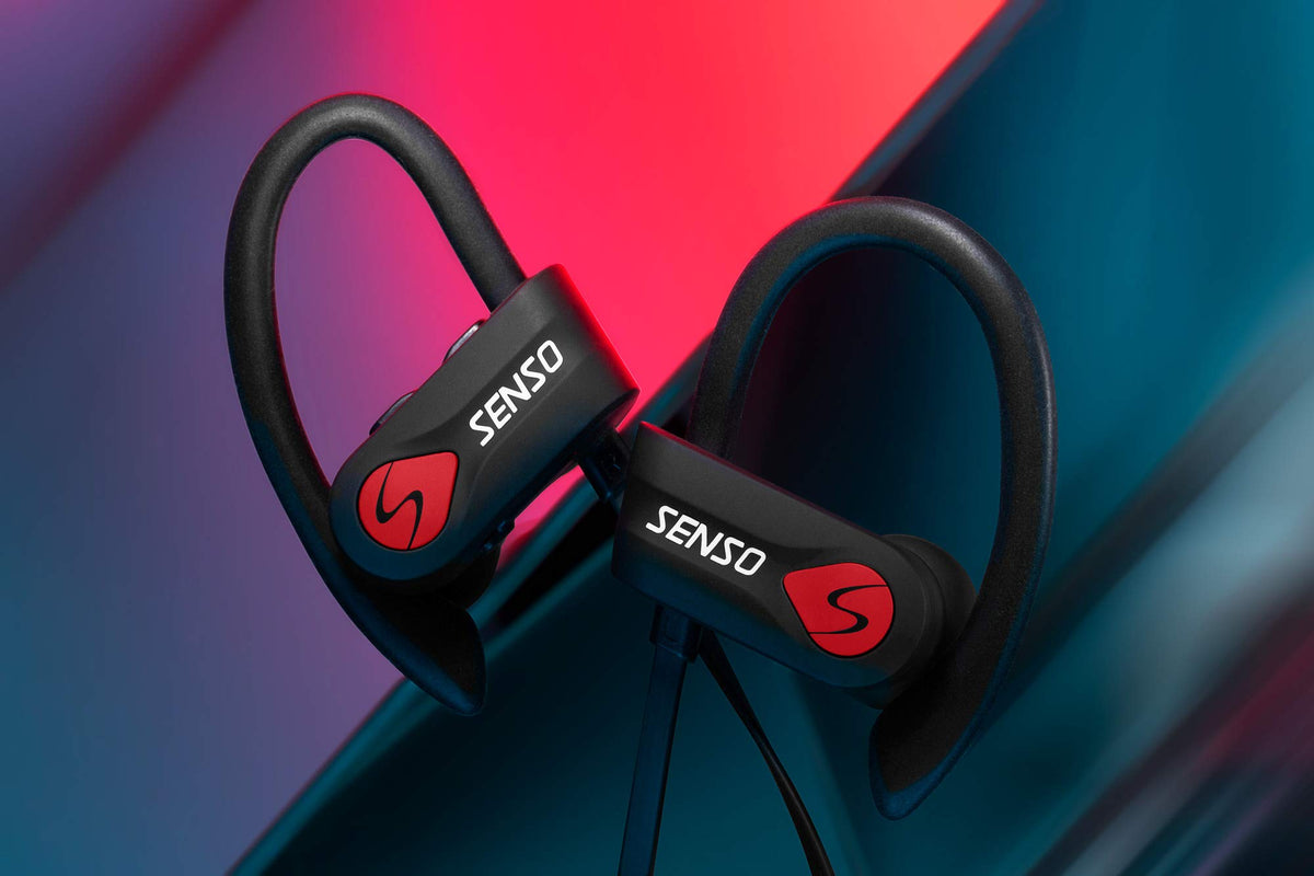 Senso built-in mic for clear calls during workouts