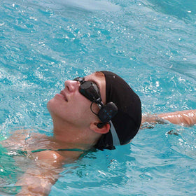 SEWOBYE short-cord headphones close-up, swimmer-friendly tangle-free benefit