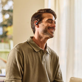 SHOKZ OpenFit 2+ headphones support wireless charging for convenient power.