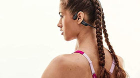 Shokz OpenRun lightweight design for all-day comfort during runs.