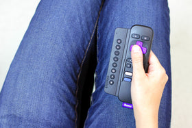Sideclick reminder that the Roku remote is not included.