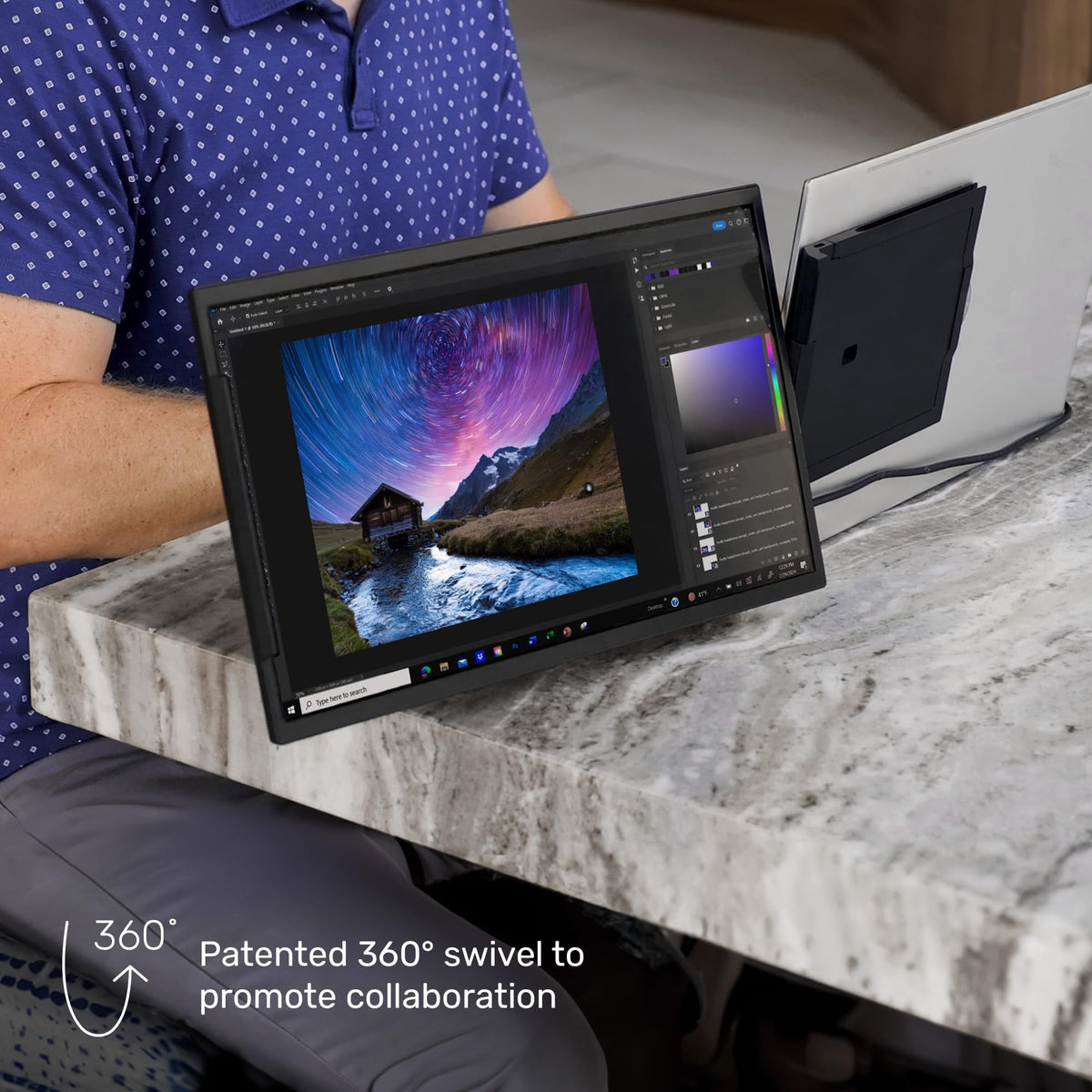 SideTrak Swivel 15.6-inch full HD display delivers crisp visuals anywhere.