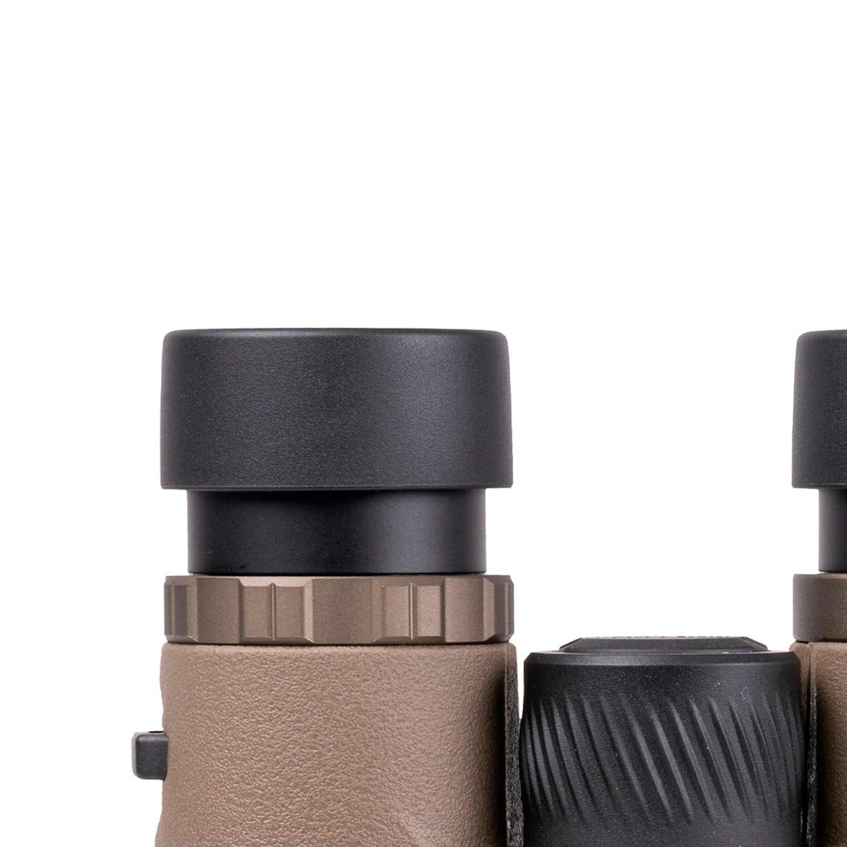 Comfortable 3-position eyecups on SIG SAUER Canyon HD binoculars.