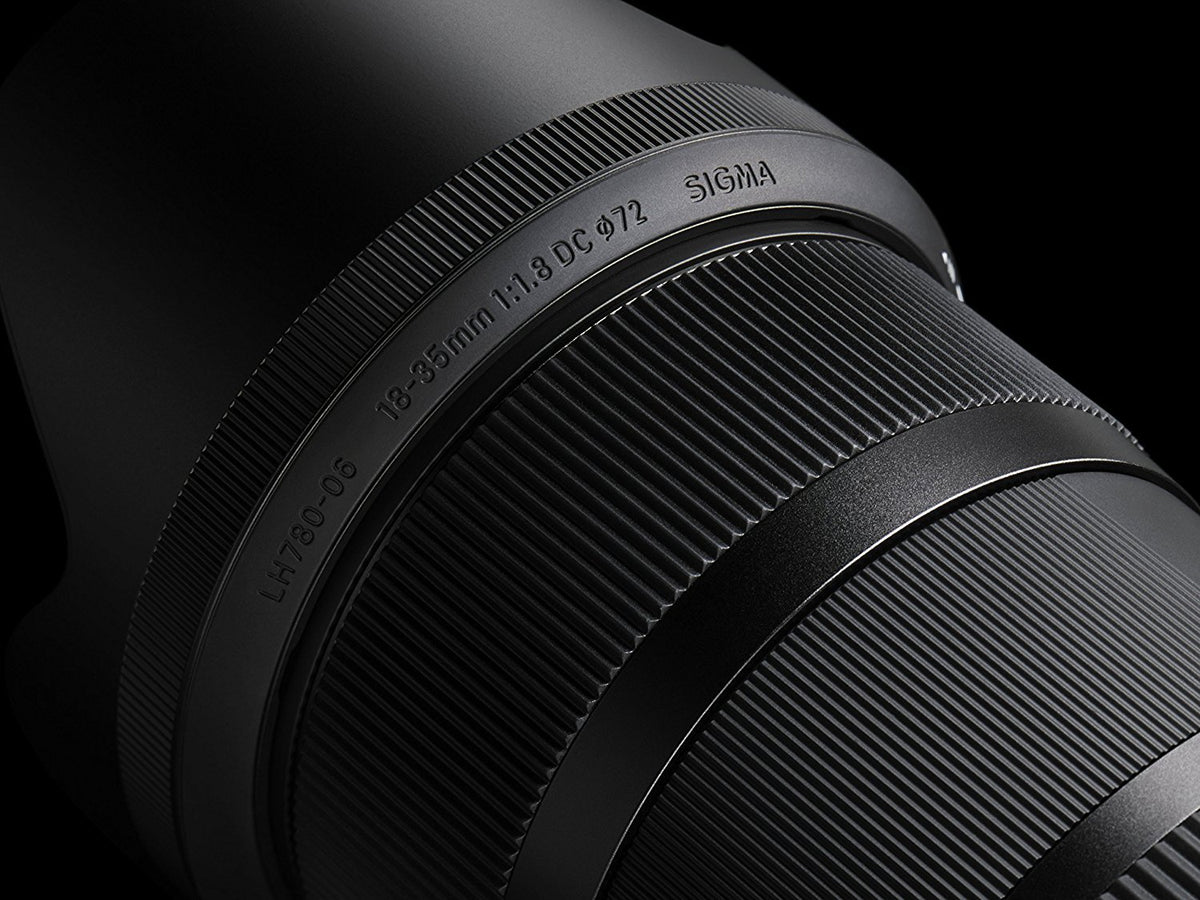 Sigma 18-35mm lens HSM motor in action for smooth focus