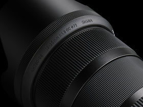 Sigma 18-35mm lens HSM motor in action for smooth focus