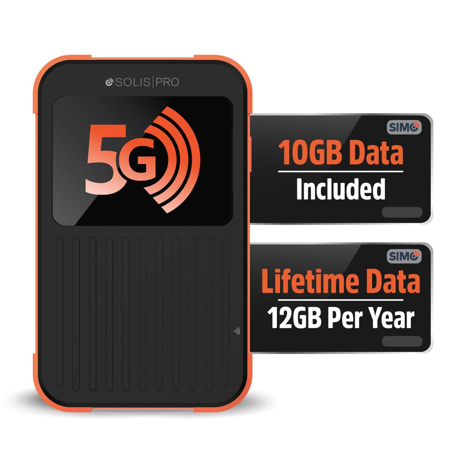 SIMO Solis Pro 5G hotspot front display shows power and connection status for quick checks.