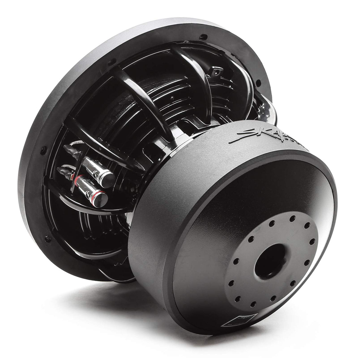 Skar Audio EVL-10 D2 red two-layer spider detail.