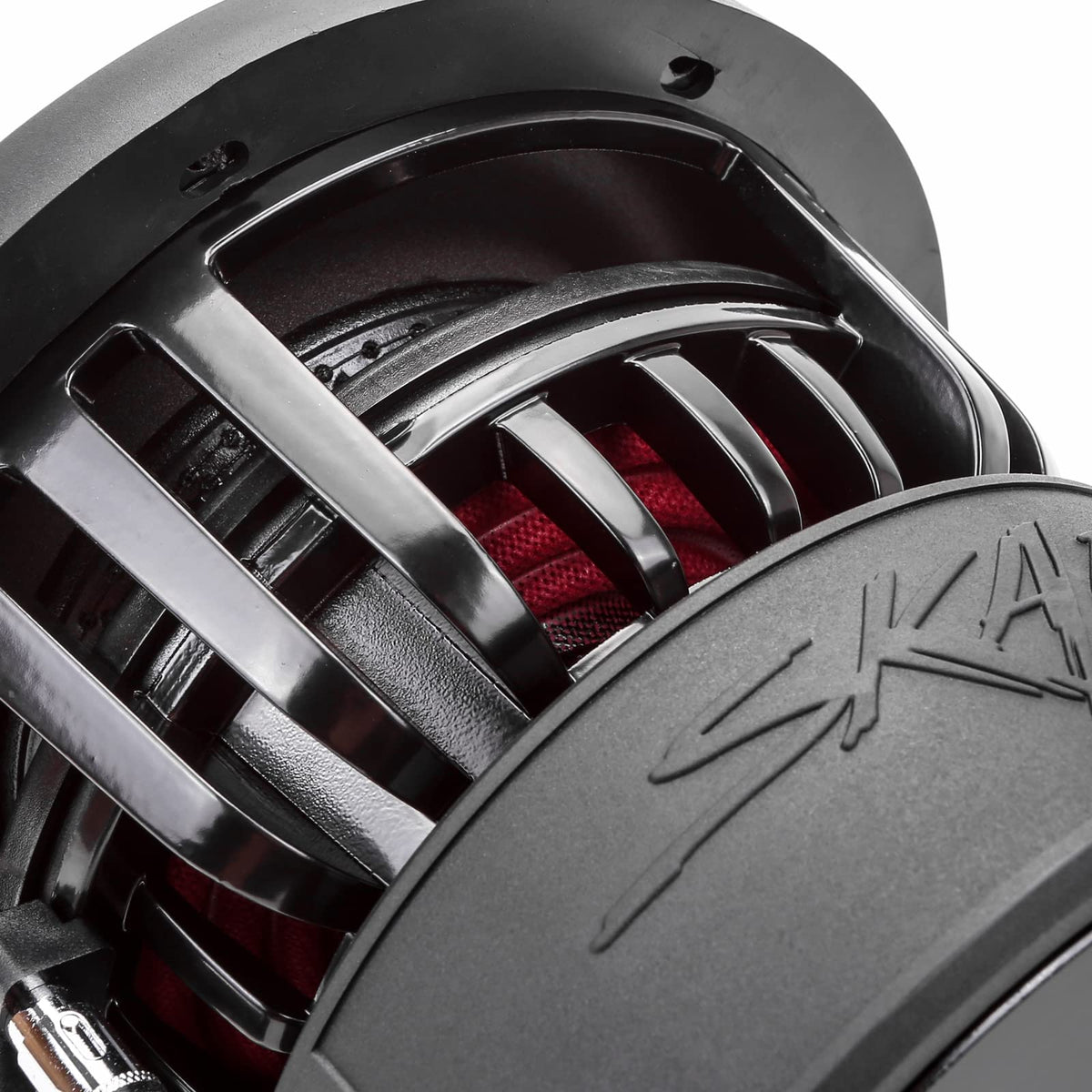 EVL-8 D4 installation guide image showing enclosure fitment and wiring hints.