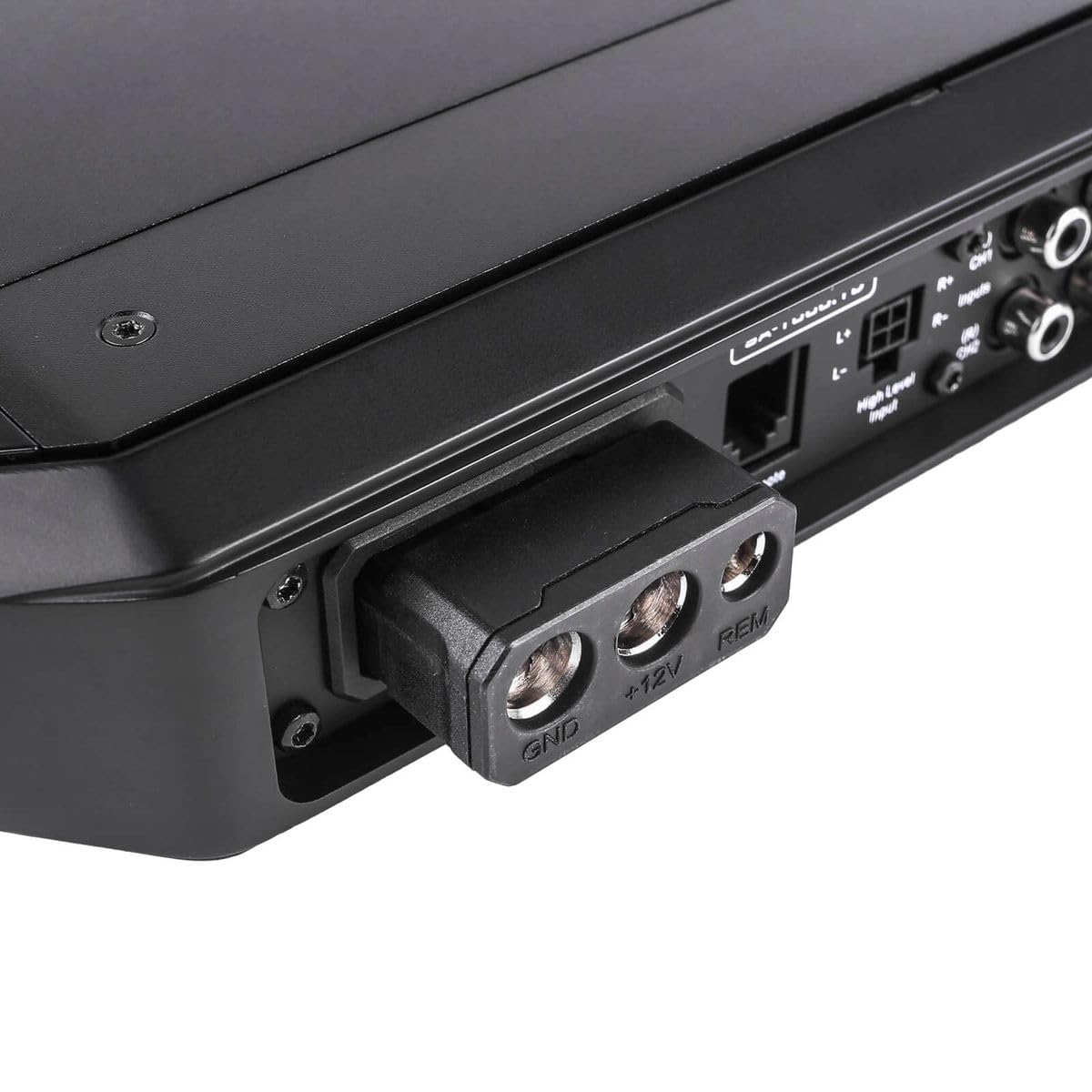 Skar Audio SA-1000.1D robust heat sinks maintain performance