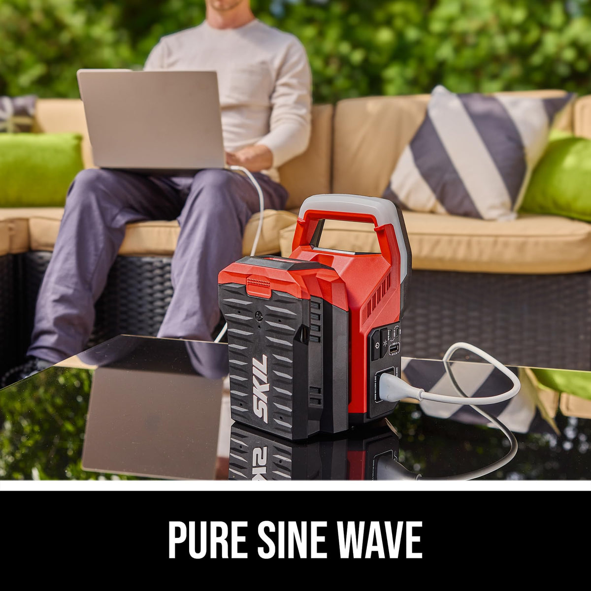 Skil PWR CORE 40 inverter pure sine wave protects sensitive electronics