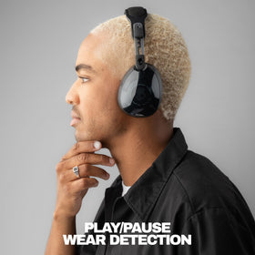 Aviator 900 ANC wear detection auto-pauses playback when removed.