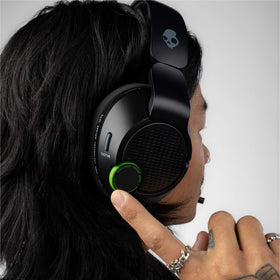 Skullcandy Crusher PLYR 720 app controls for personalized audio