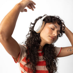 Skullcandy Hesh ANC with four mics enhances call clarity