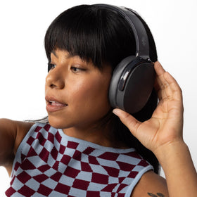 Skullcandy Hesh Evo folded for travel and portability.